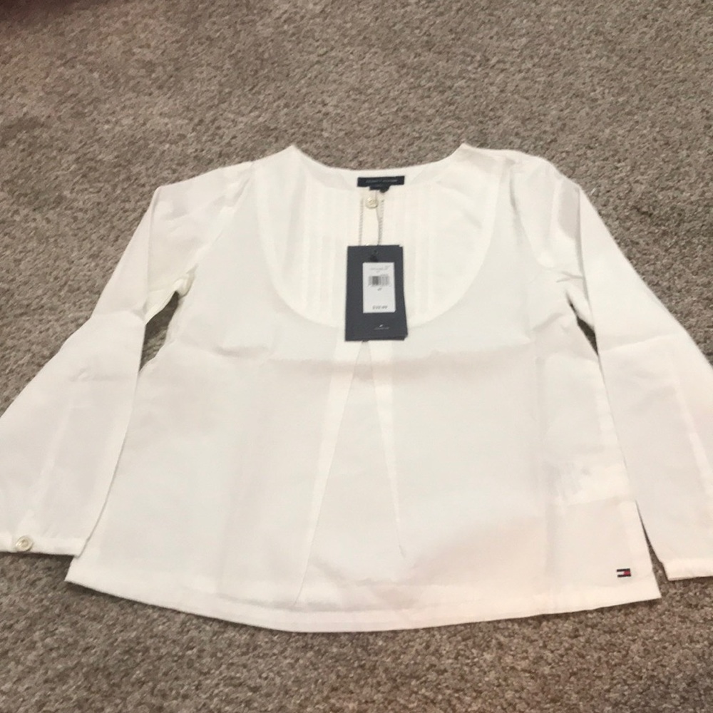 NWT Tommy Hilfiger Beautiful Top